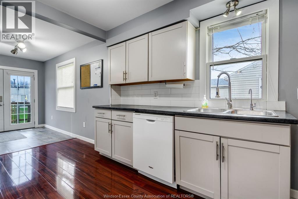 24 Maple STREET - 13