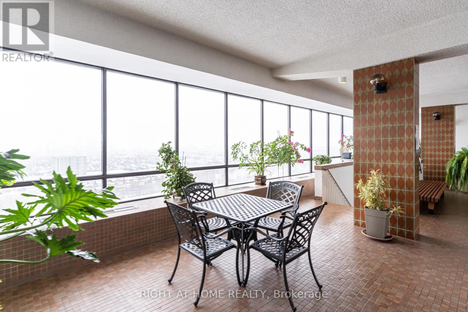 #606 1333 BLOOR STREET - 41
