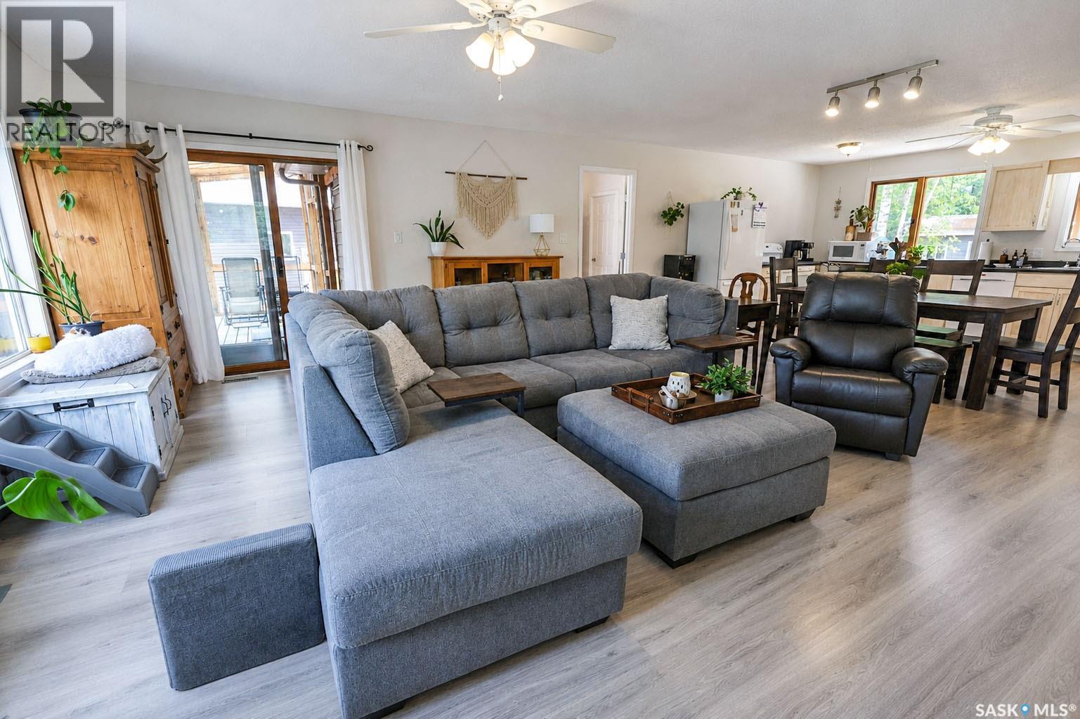 505 Marine DRIVE - 3
