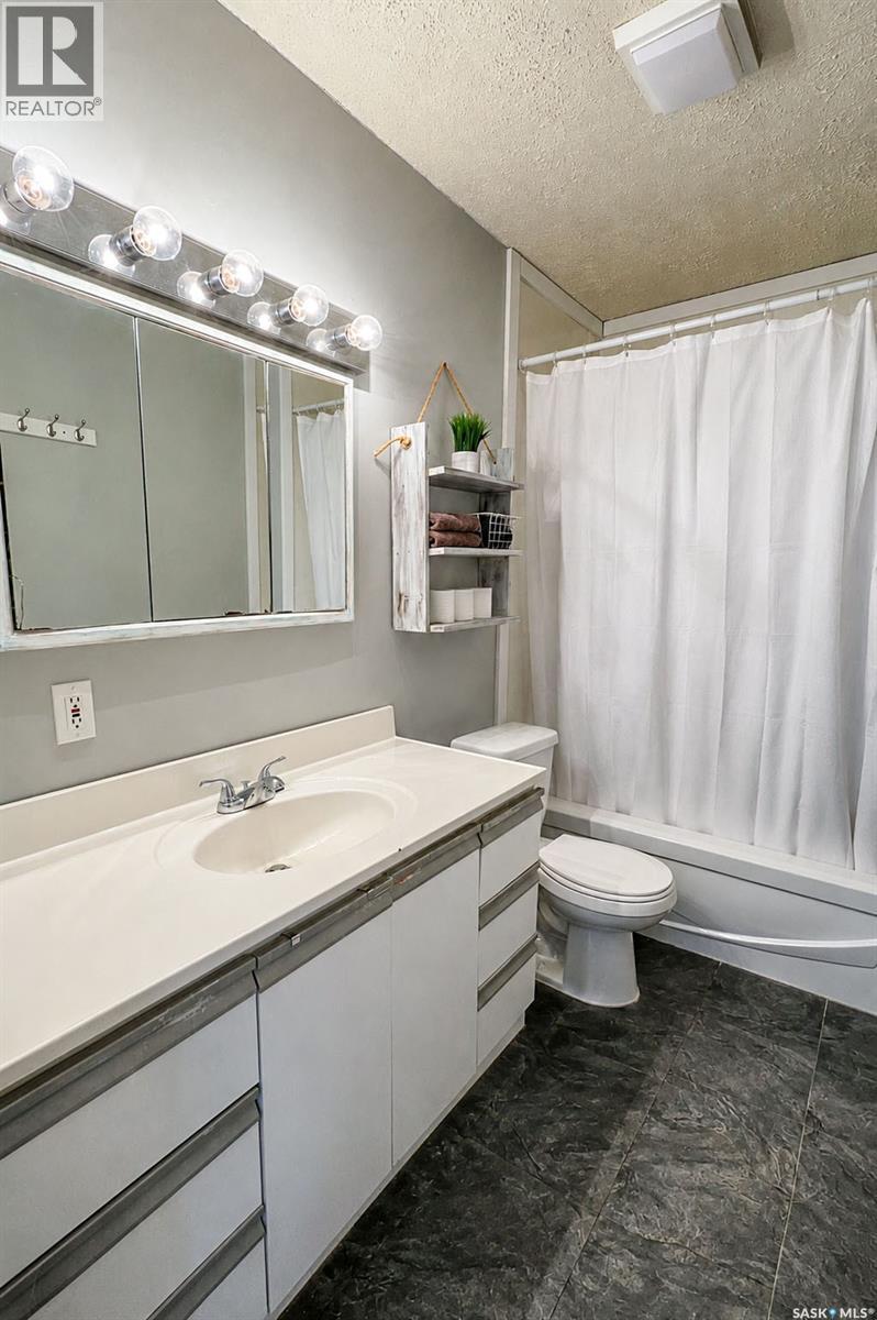 505 Marine DRIVE - 14