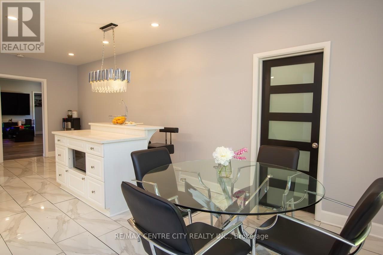 6 PRINCE ALBERT STREET - 11