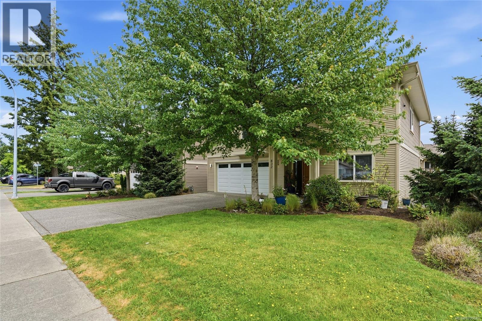832 Brookfield Dr - 44