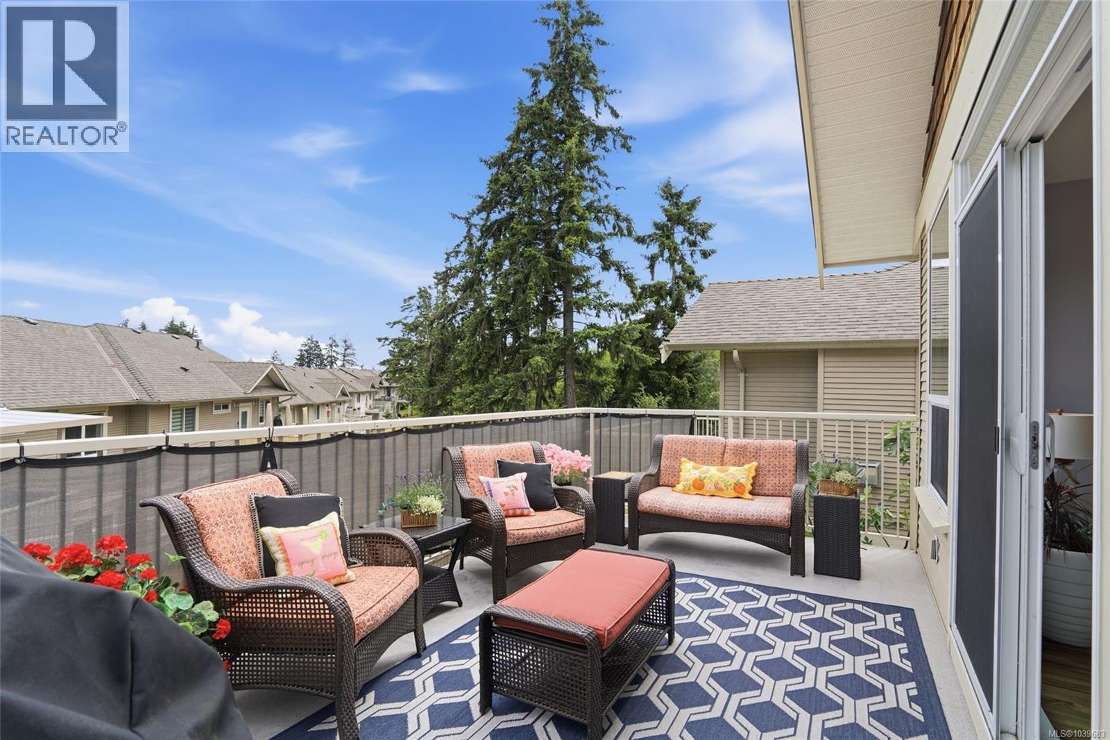 832 Brookfield Dr - 6