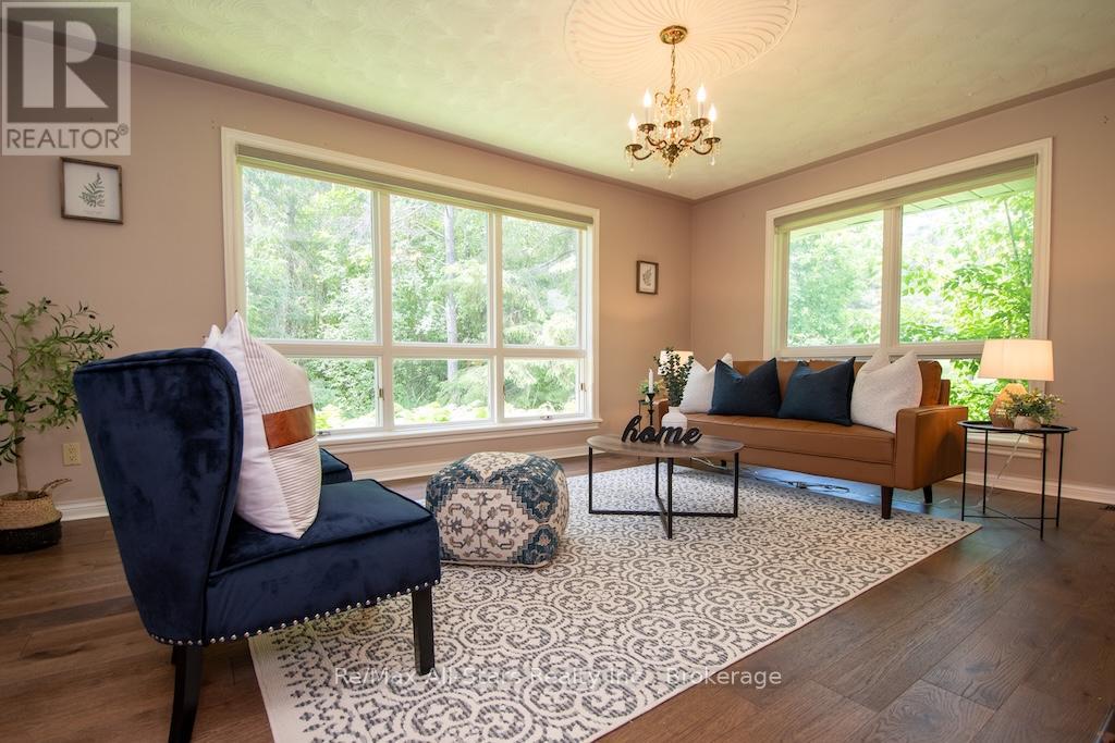 32 FOREST DRIVE - 18
