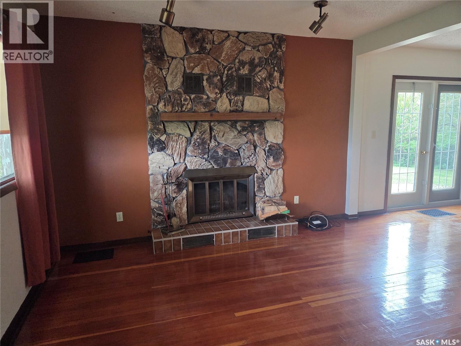 McVicar Acreage - 10