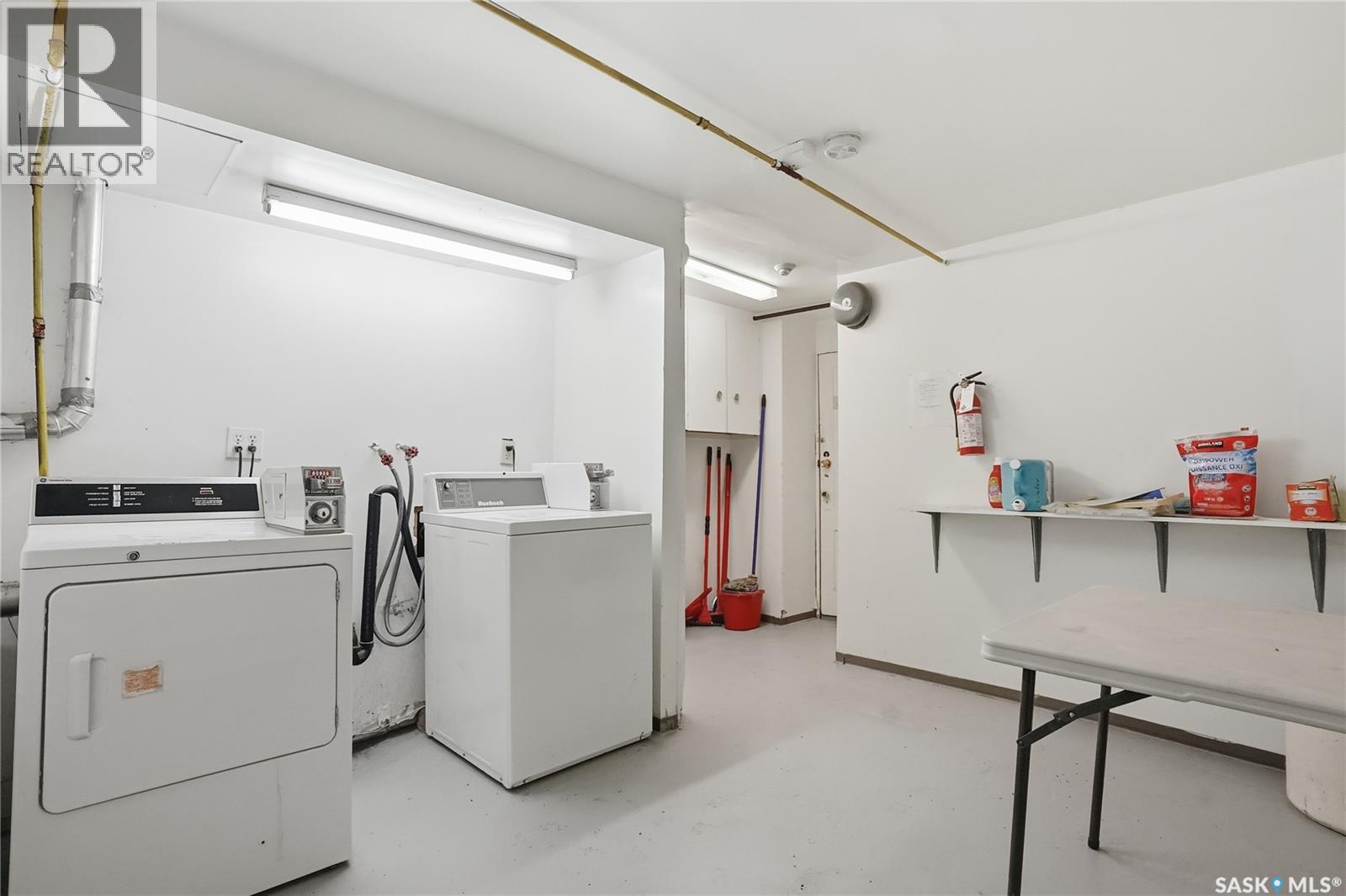 129 11th STREET E - 10
