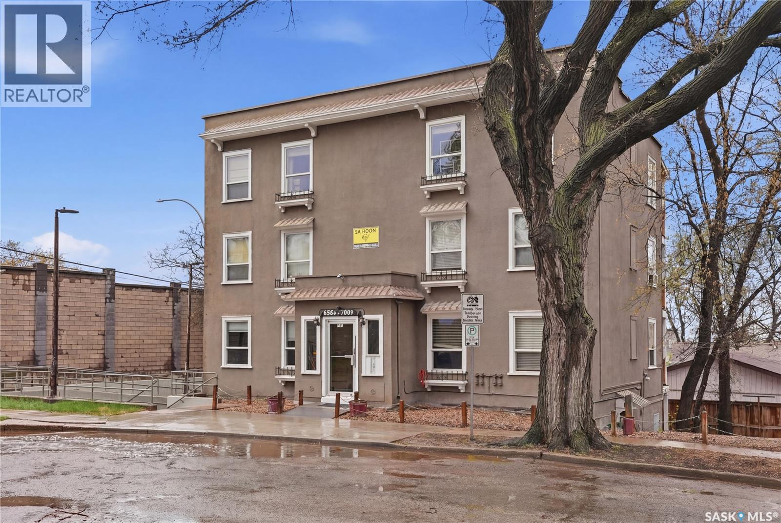 129 11th STREET E - 3