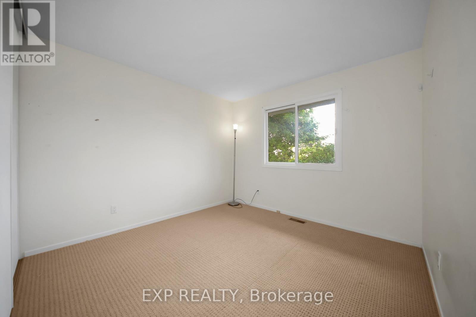 4 Bed, 2 Bath House for Sale in Ottawa – 18 WINLOCK CRESCENT, Ottawa – MLS# X13421976 - Image 19