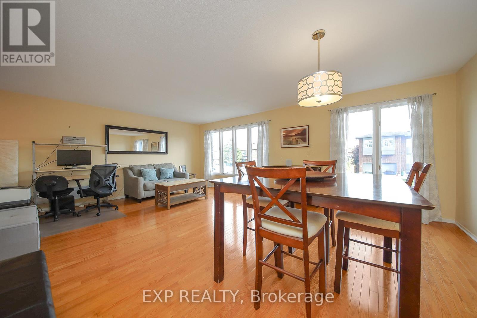 4 Bed, 2 Bath House for Sale in Ottawa – 18 WINLOCK CRESCENT, Ottawa – MLS# X13421976 - Image 9