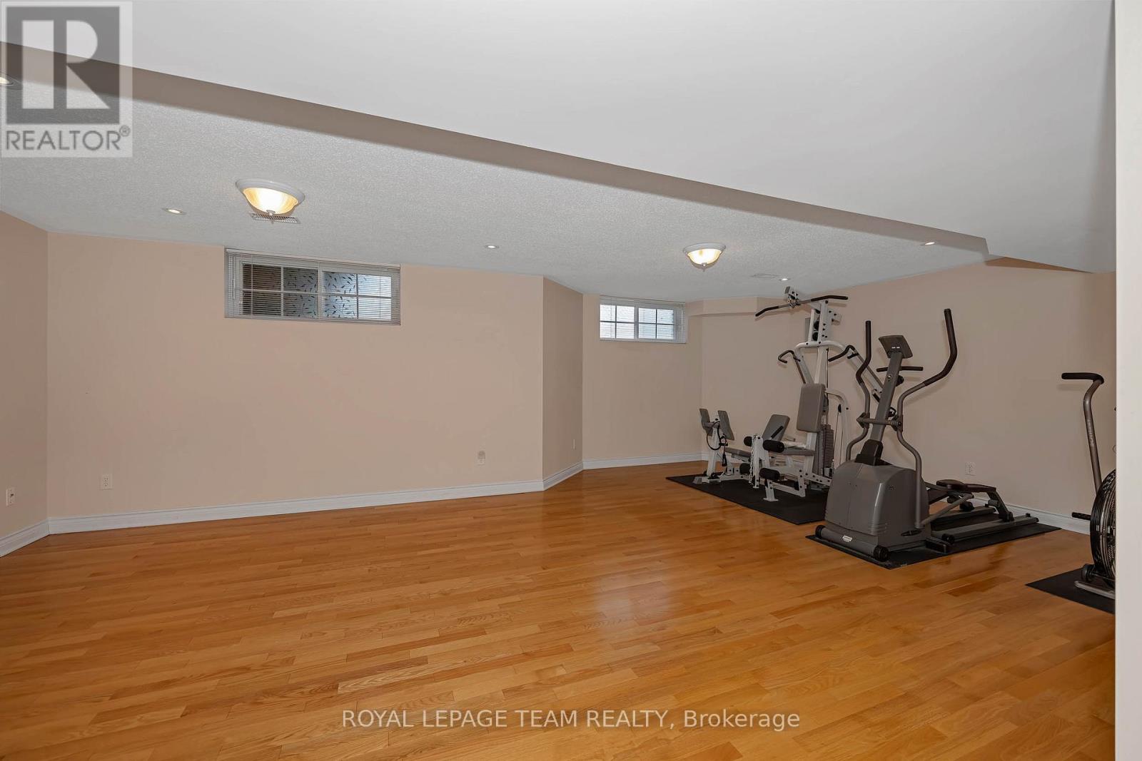 4 Bed, 3 Bath House for Sale in Ottawa – 32 SILVERTHORN COURT, Ottawa – MLS# X13422036 - Image 23
