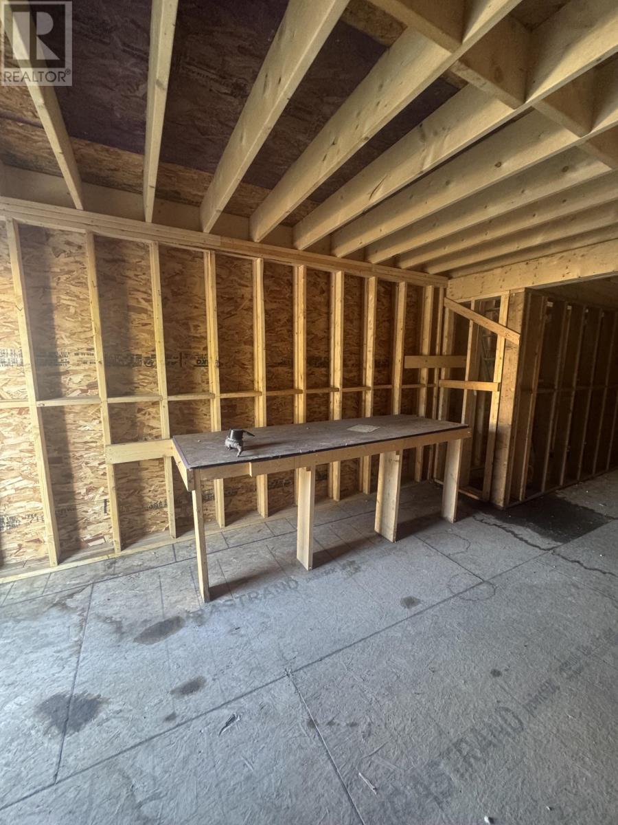 525 McIntosh ST - 3