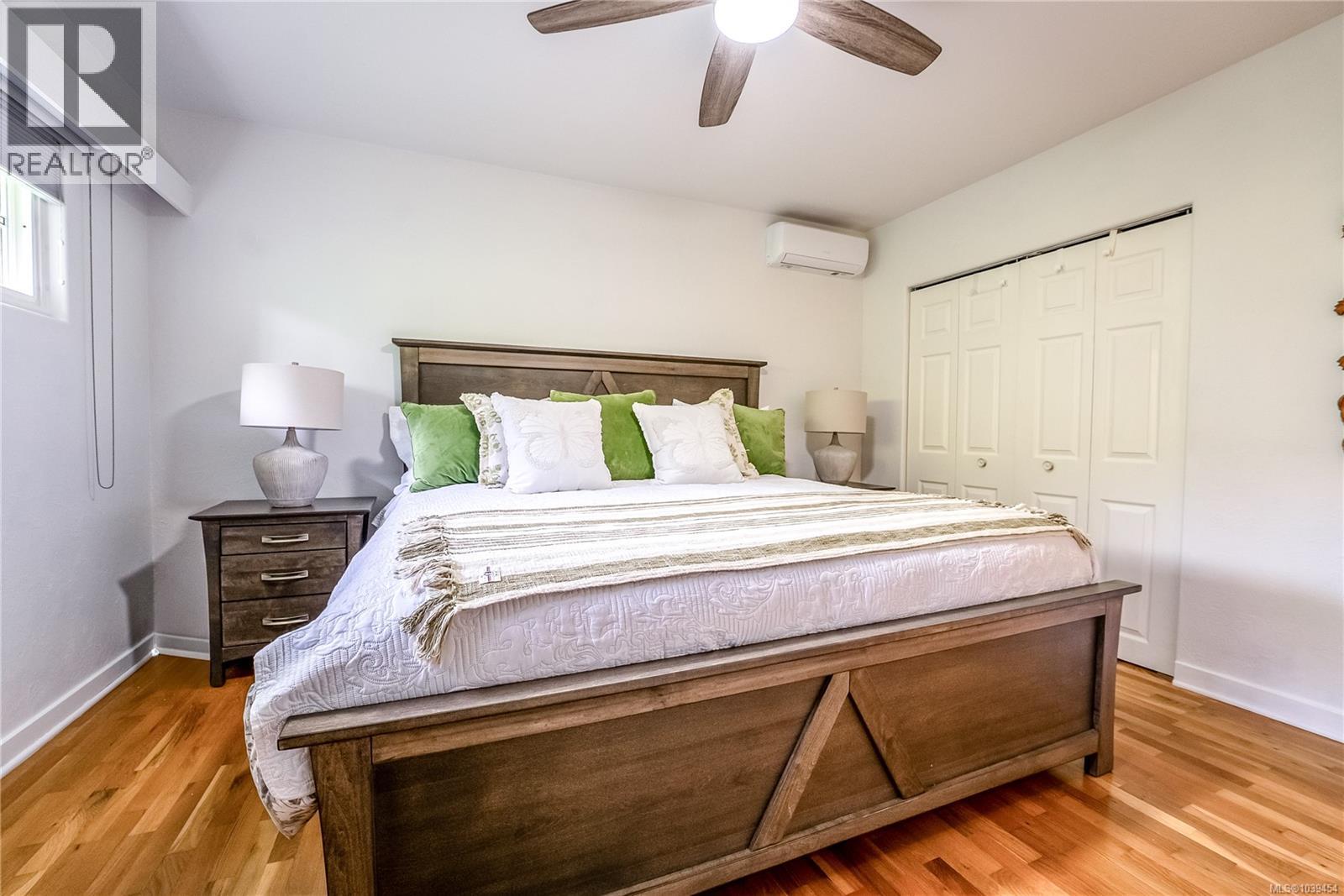  2519 Wootton Crescent, Oak Bay