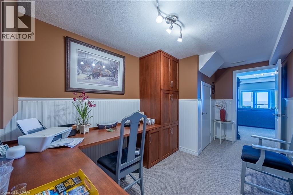 #2 122 BROWN Street - 26