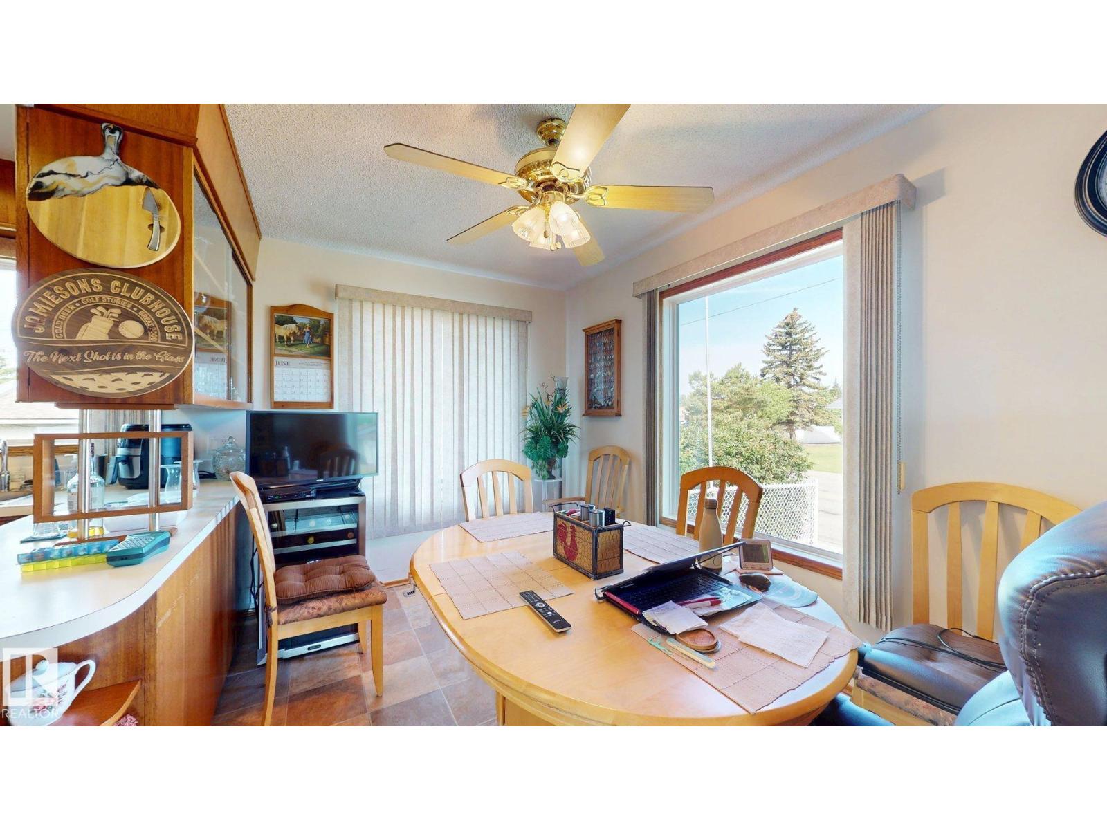 5428 49A ST — photo 13