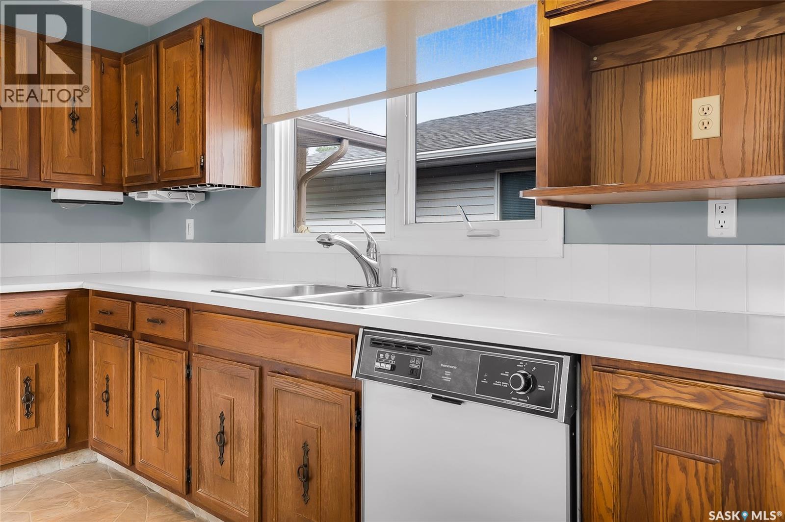 73 Laurentian DRIVE — photo 10