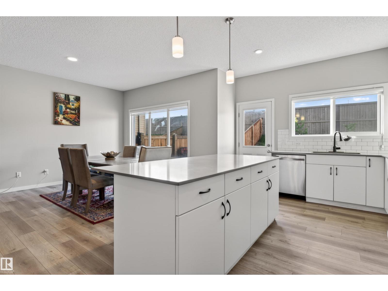 22638 99A AV NW — photo 13