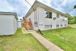 301 5th Street, Brandon, MB R7A7M3 Photo 14