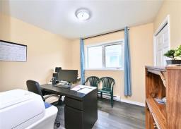 301 5th Street, Brandon, MB R7A7M3 Photo 9