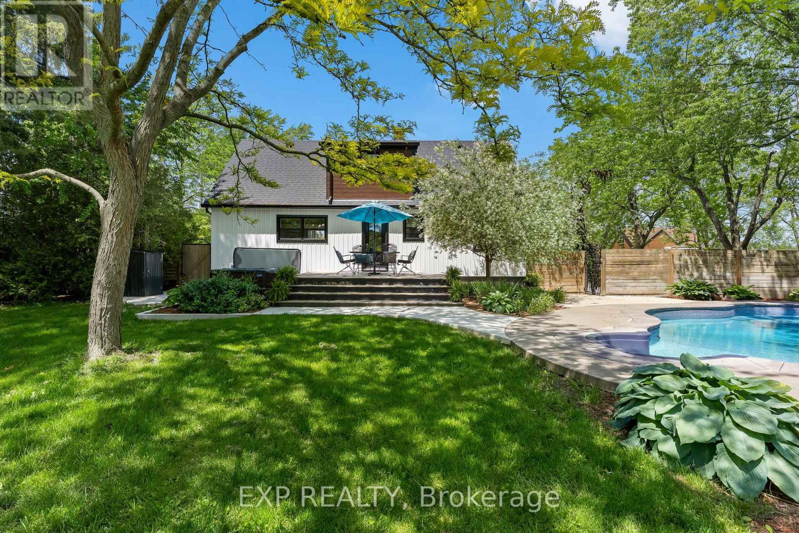1373 ORCHARD AVENUE - 40