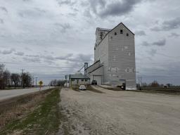 30 Railway Ave, Brunkild, MB R0G0E0 Photo 9