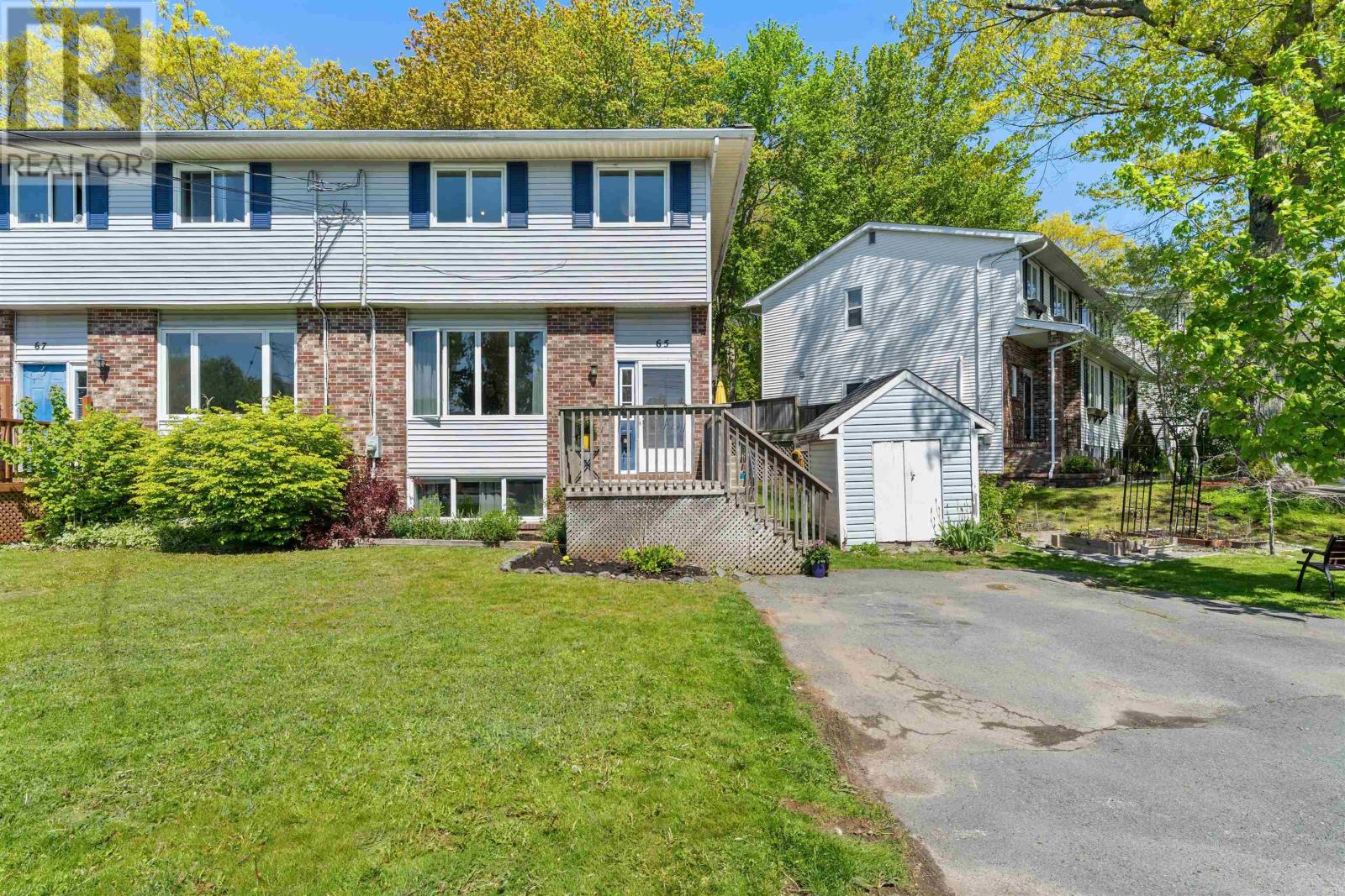 Property photo of 65 Wynn Castle Drive