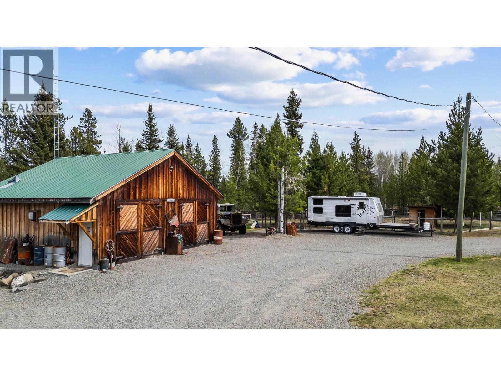 6483 HORSE LAKE ROAD - 4
