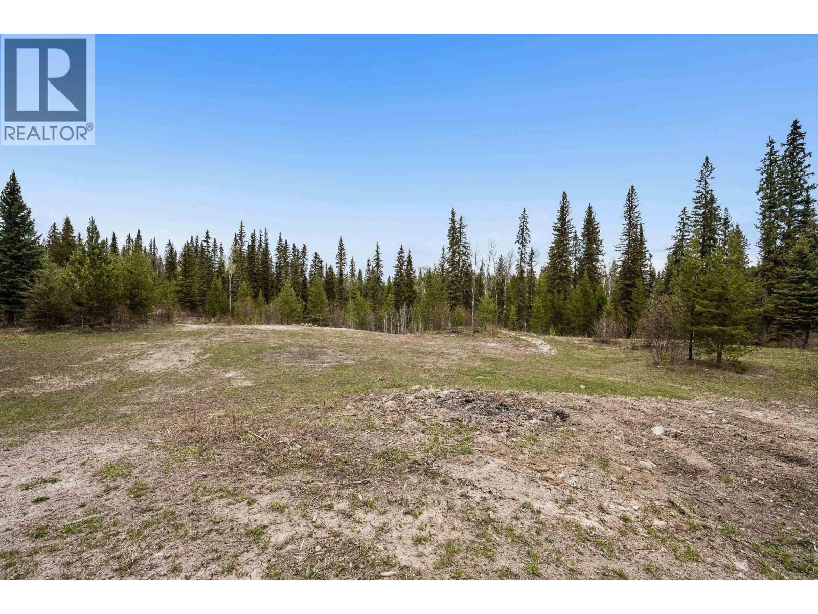 6483 HORSE LAKE ROAD - 37