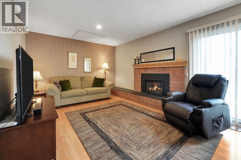 MF Family Room Fireplace