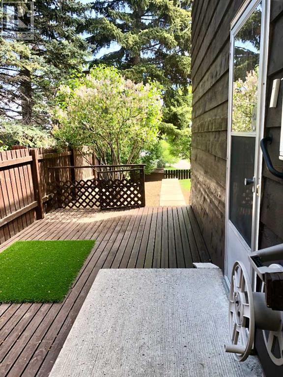 Side Entry Wooden Deck