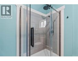 4920 Ivy Road, Eagle Bay, BC V0E1T0 Photo 15
