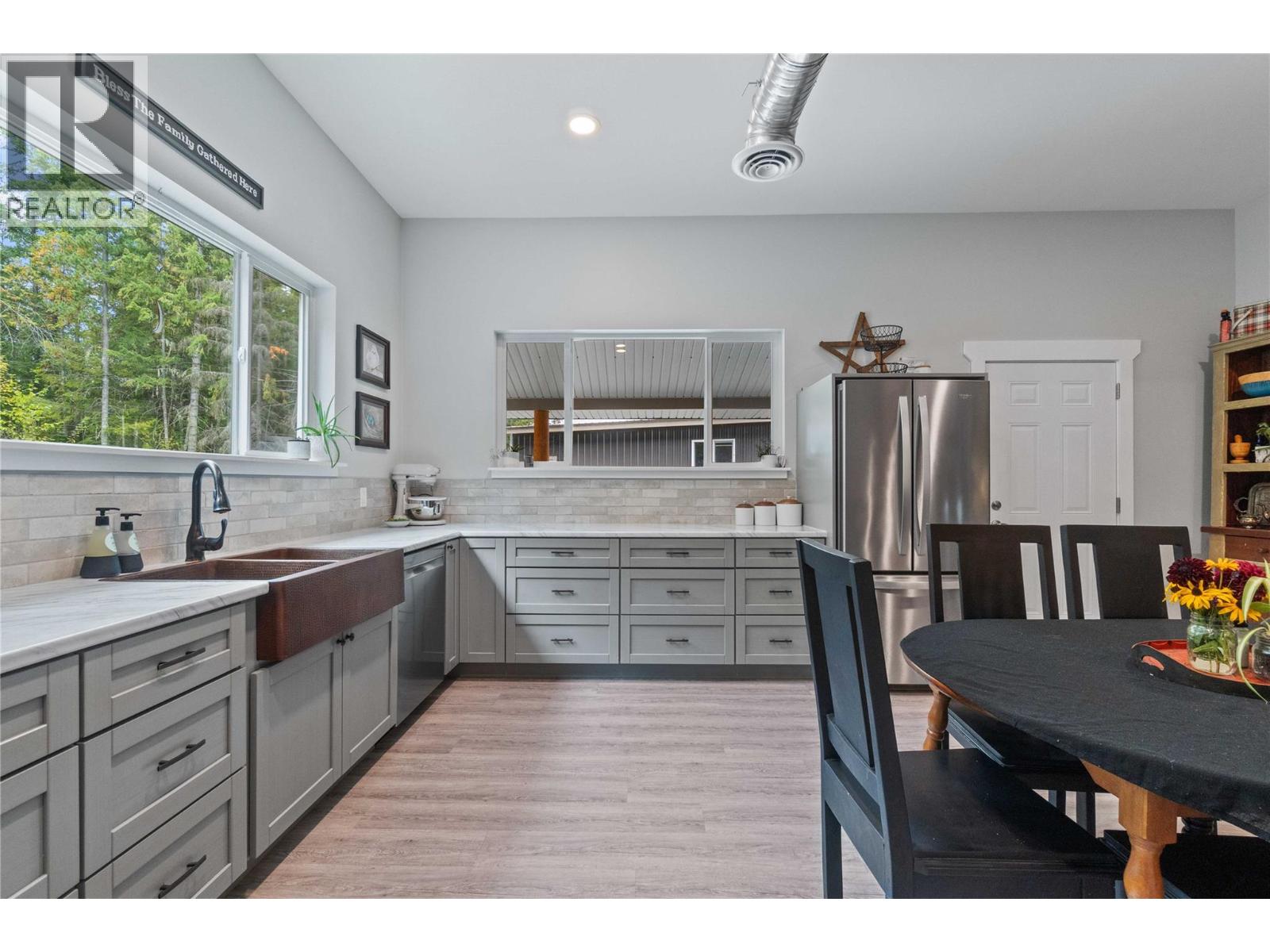 4920 Ivy Road - 8