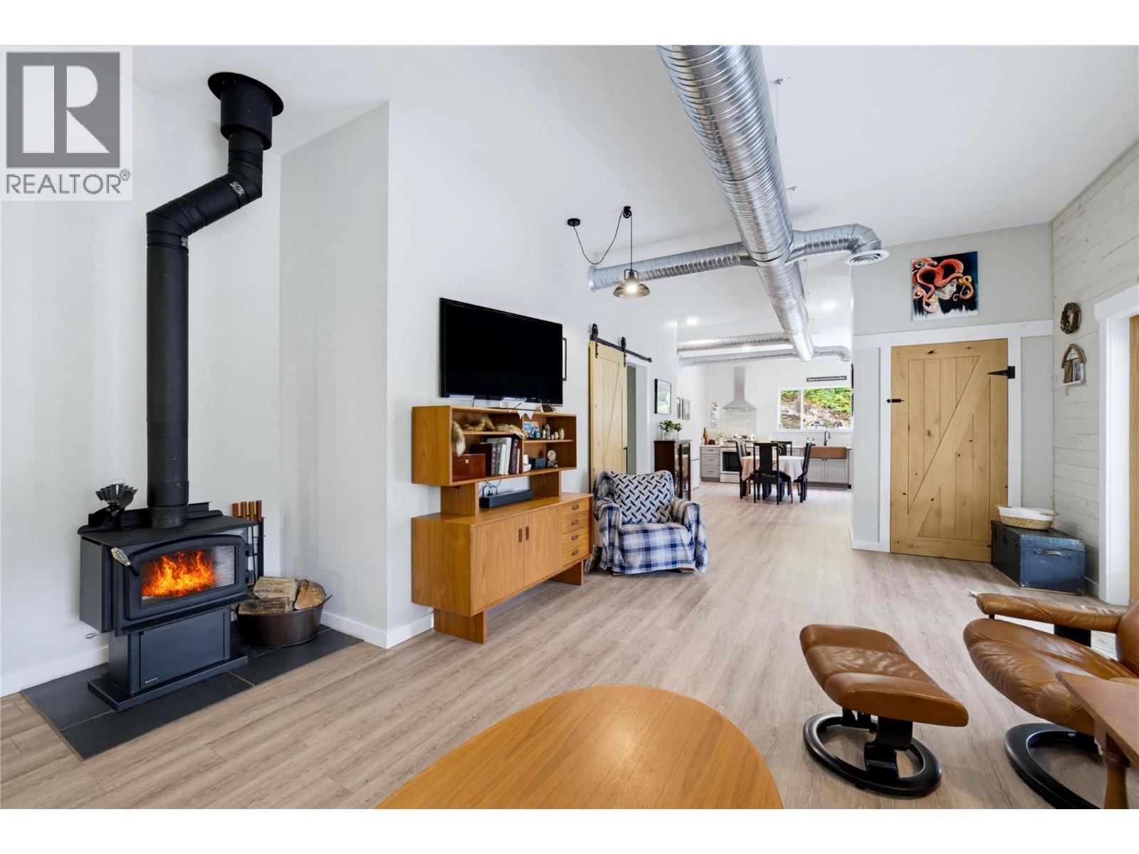 4920 Ivy Road - 28