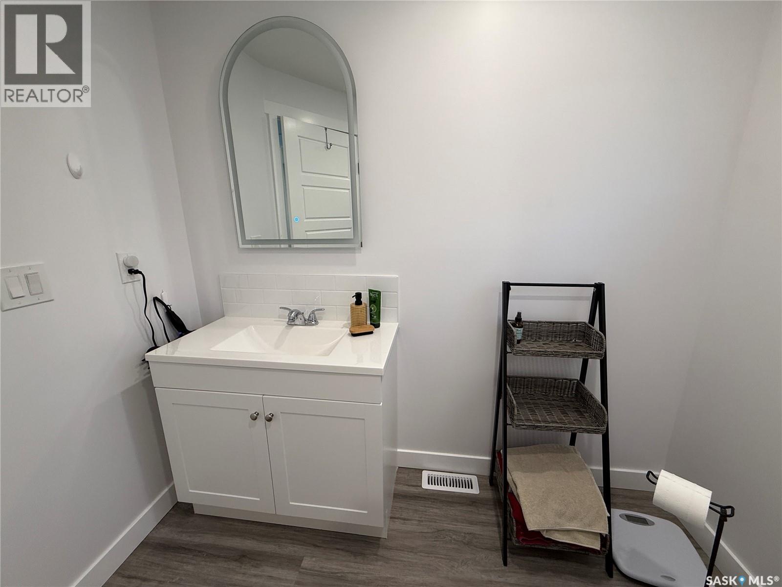 301 3rd STREET S - 15