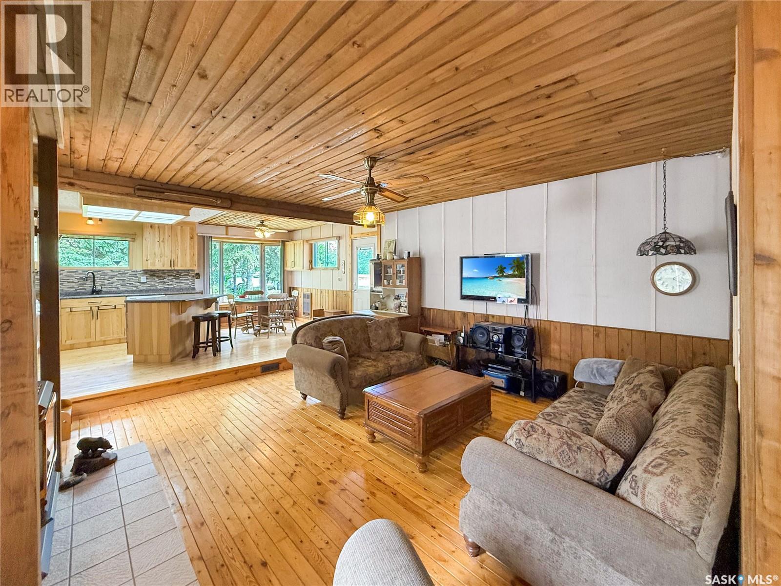 26 Lakeshore DRIVE - 13