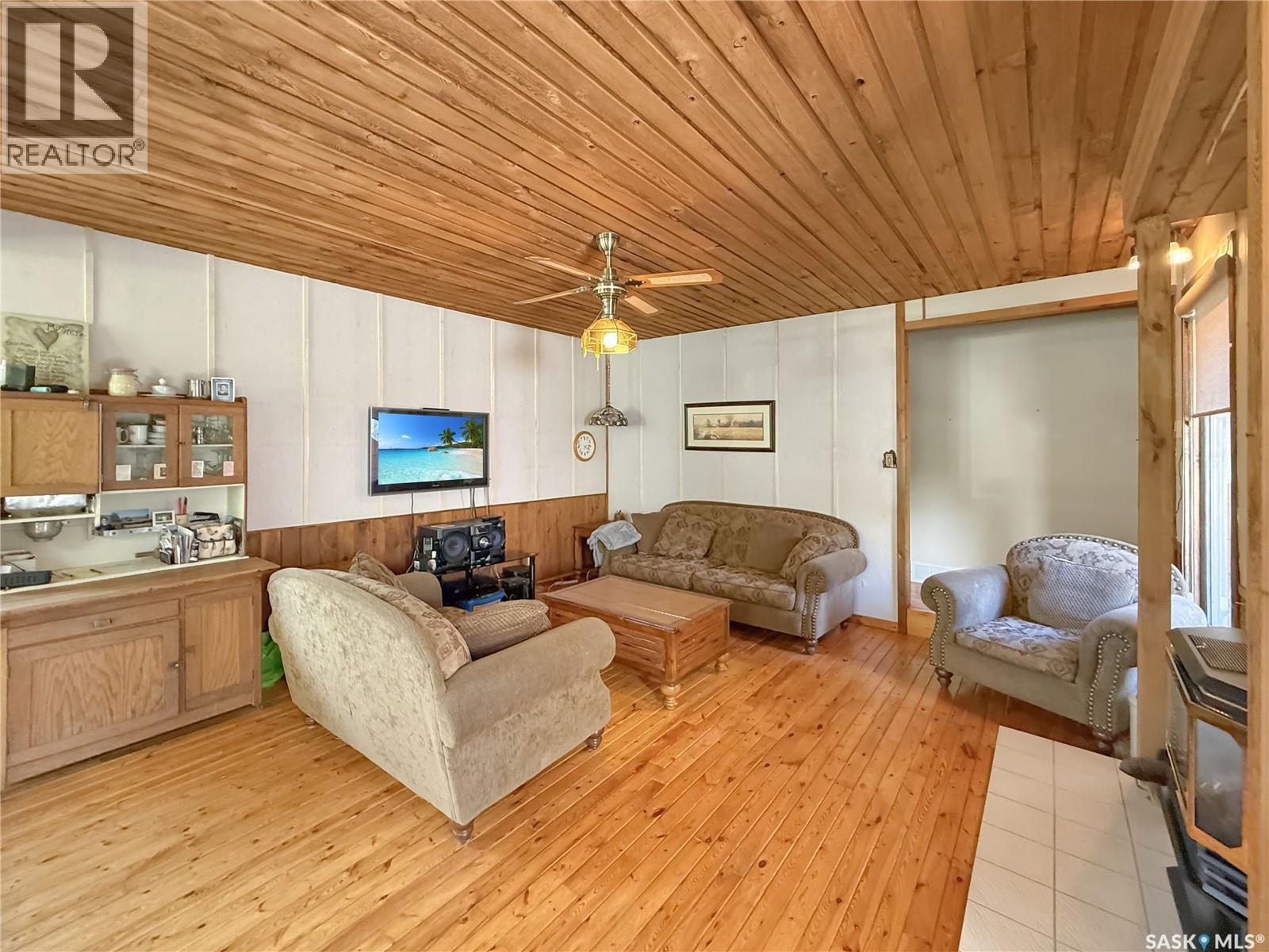 26 Lakeshore DRIVE - 17