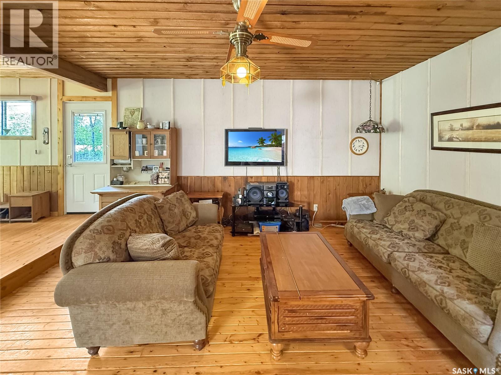 26 Lakeshore DRIVE - 18