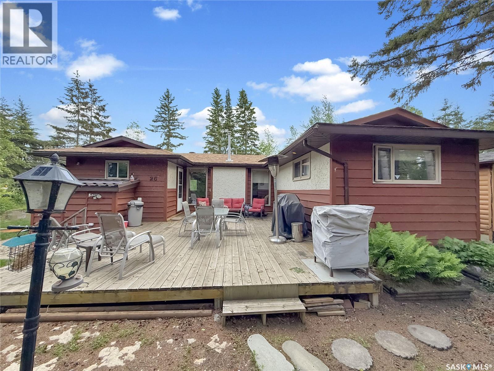 26 Lakeshore DRIVE - 26
