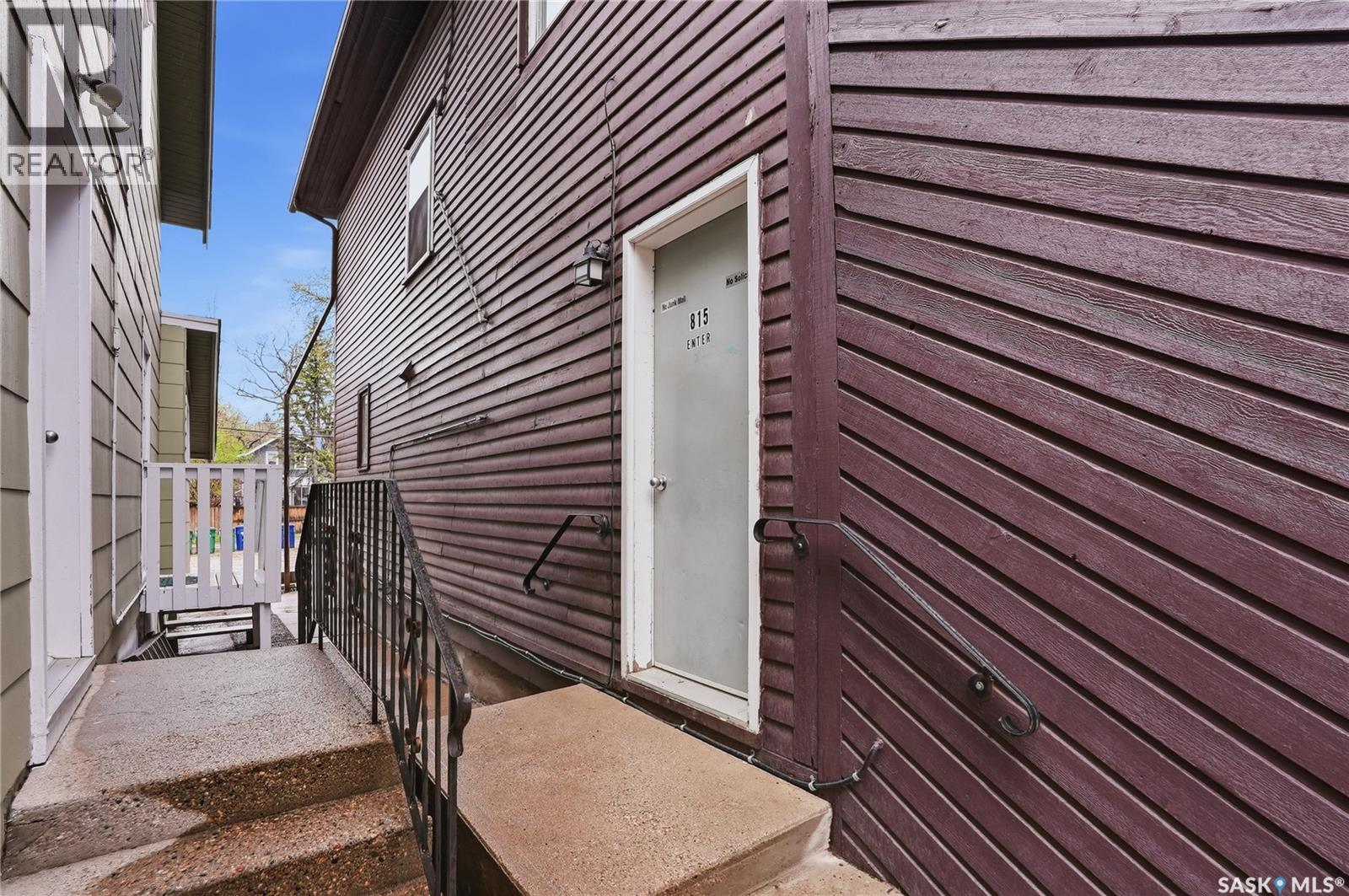 815 12th STREET E - 12