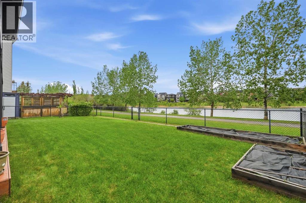 114 Cougarstone Crescent SW — photo 42