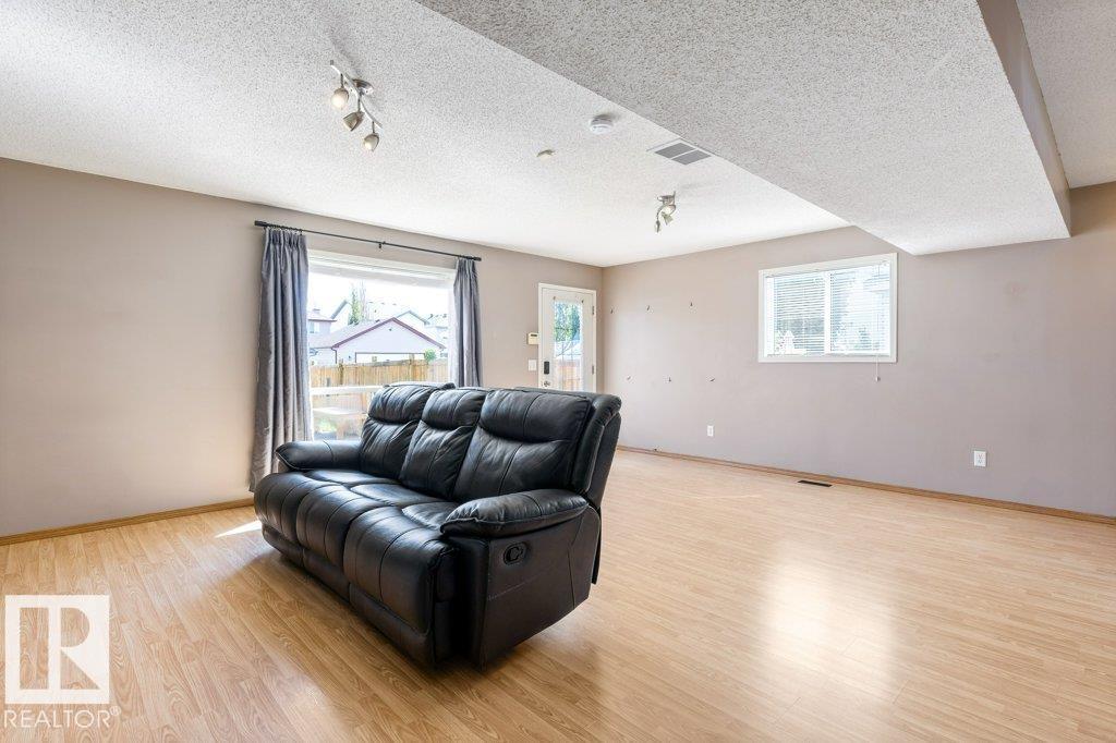 11617 167B AV NW — photo 23
