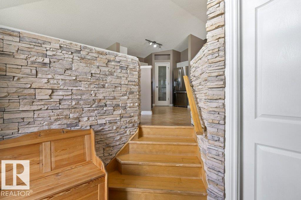 11617 167B AV NW - photo 2