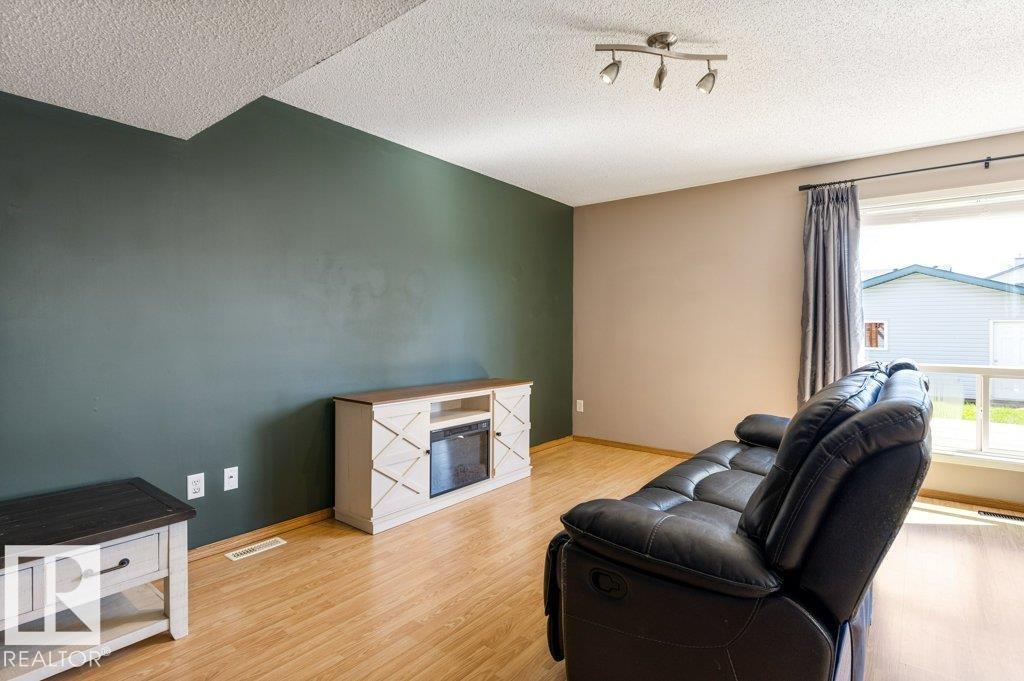 11617 167B AV NW — photo 26