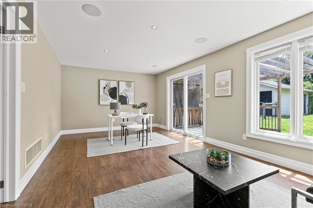 404 HAMILTON Drive - 21