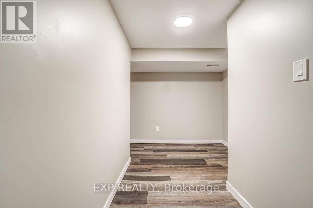 3 Bed, 2 Bath House for Sale in Ottawa – 2335 HARDING ROAD, Ottawa – MLS# X13246576 - Image 21