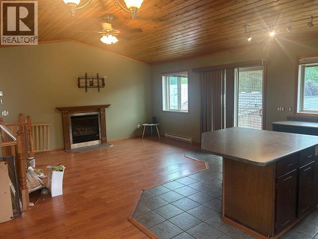 525 Central Avenue - 32