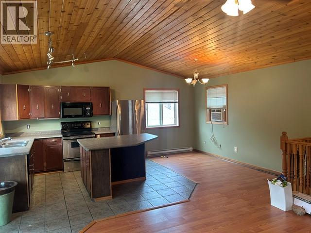 525 Central Avenue - 33