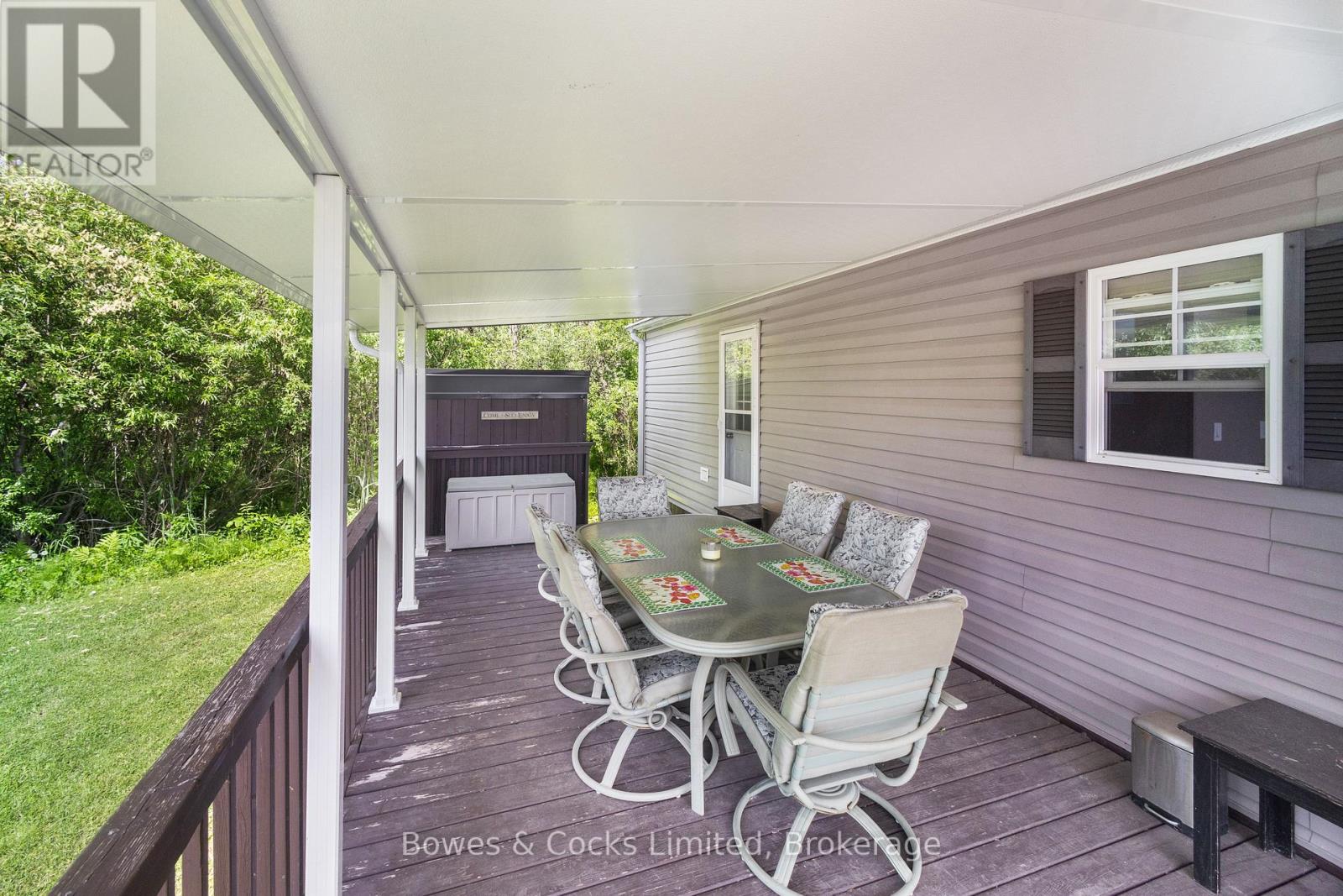 14 LAWSON CRES. - 1235 VILLIERS LINE - 12