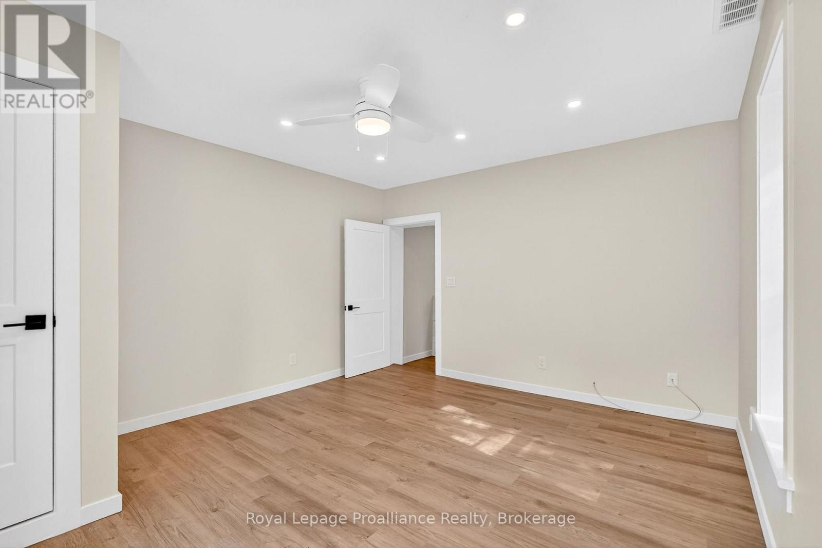 123 MAIN STREET - 21