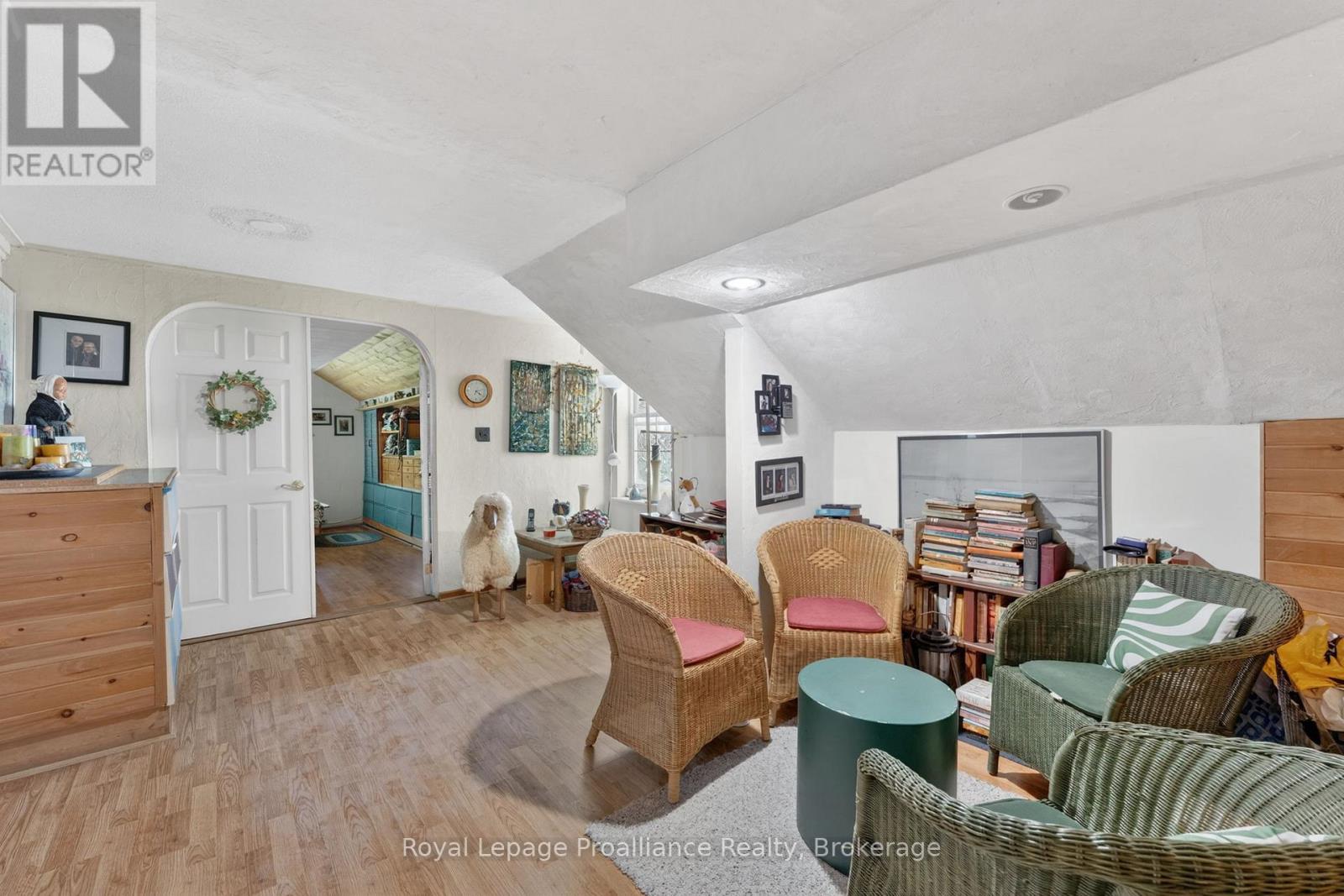 98 FRANKFORD ROAD - 17