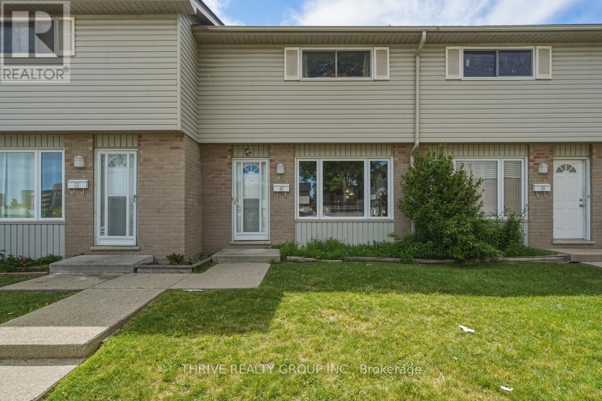 #40 1095 JALNA BOULEVARD - 1
